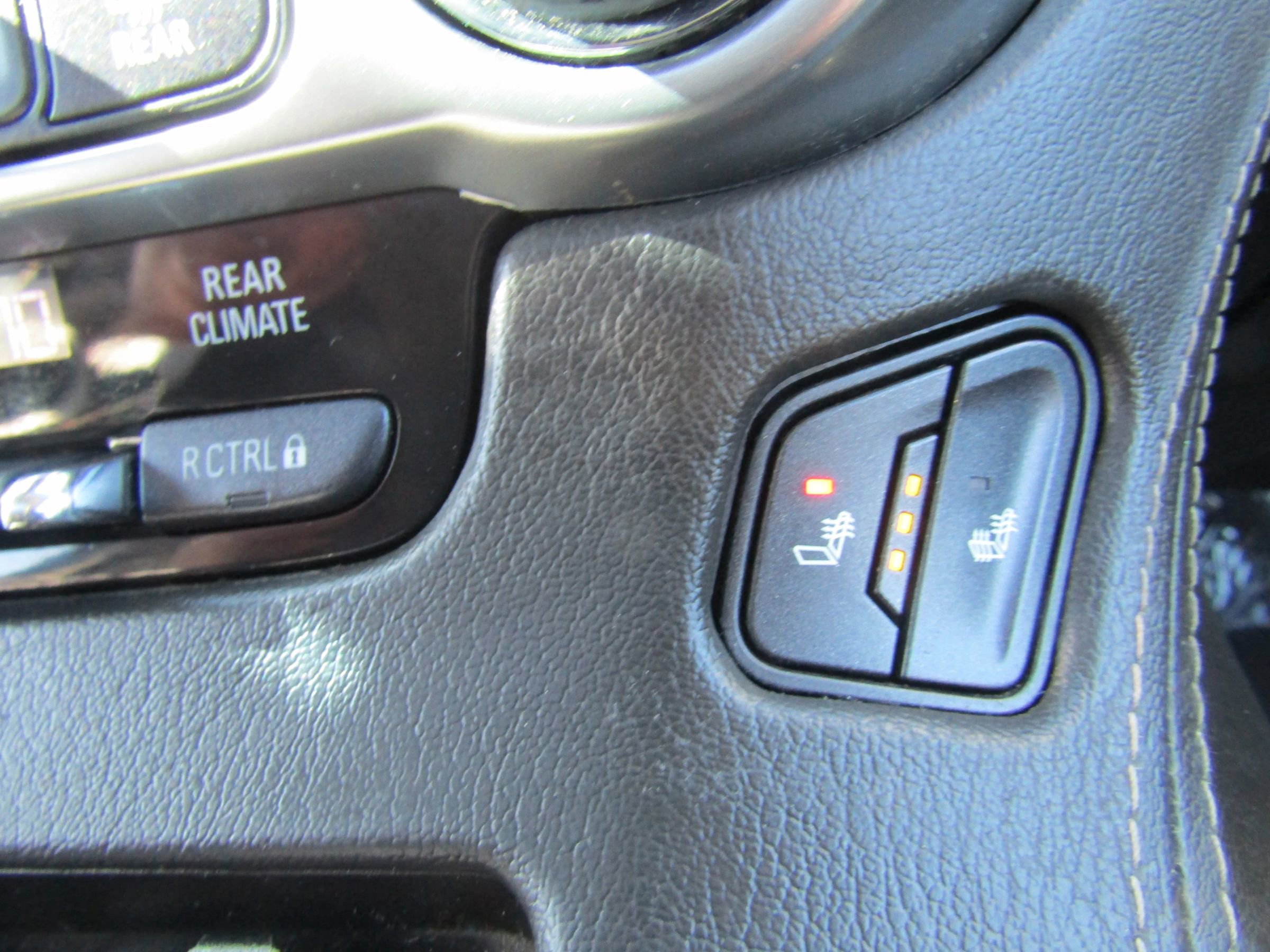 Used 2020 Chevrolet Tahoe LT image 28