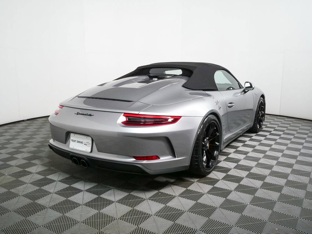 Certified 2019 Porsche 911 Speedster image 31