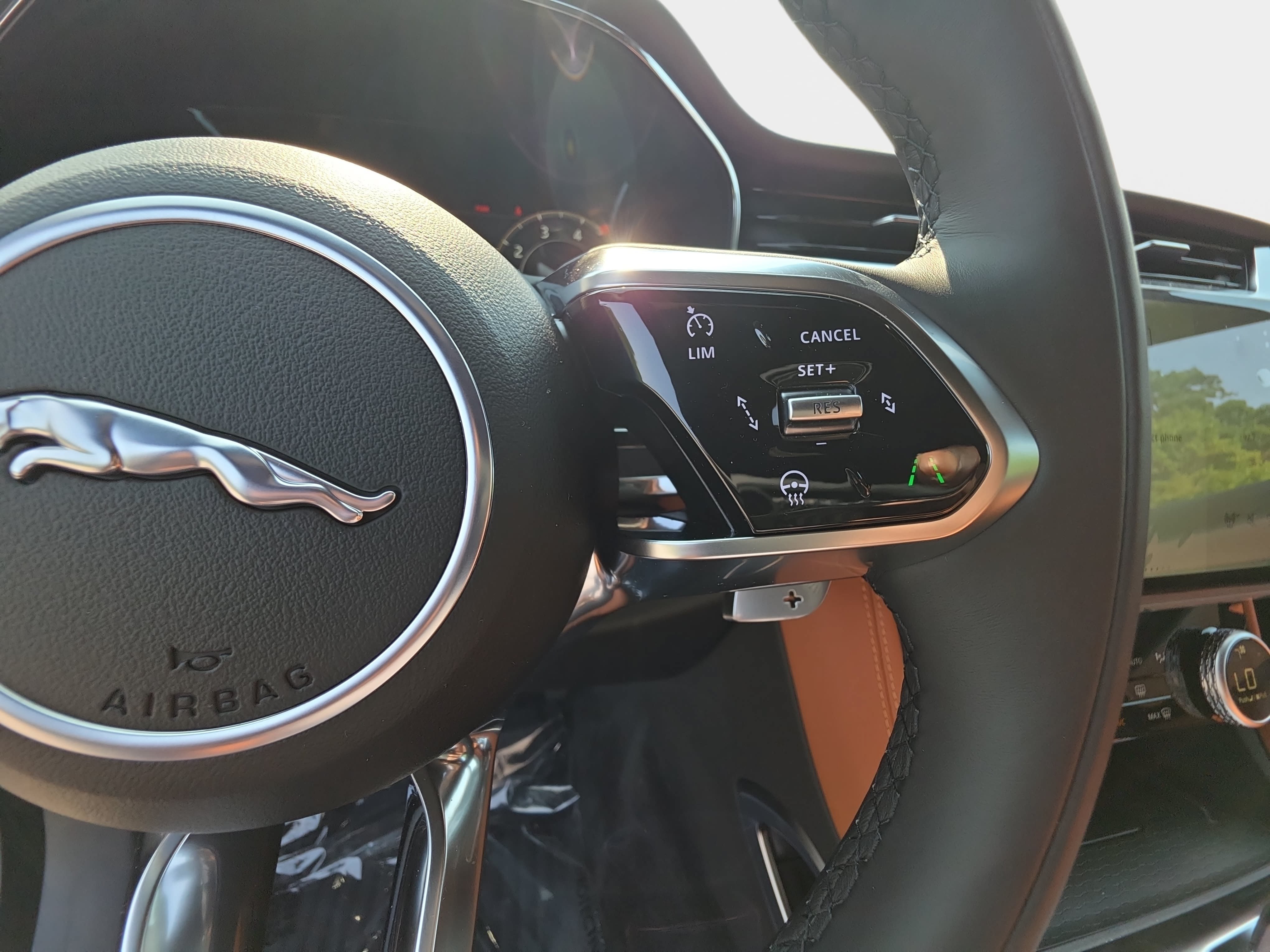 New 2026 Jaguar F-PACE R-Dynamic S AWD/4WD image 18