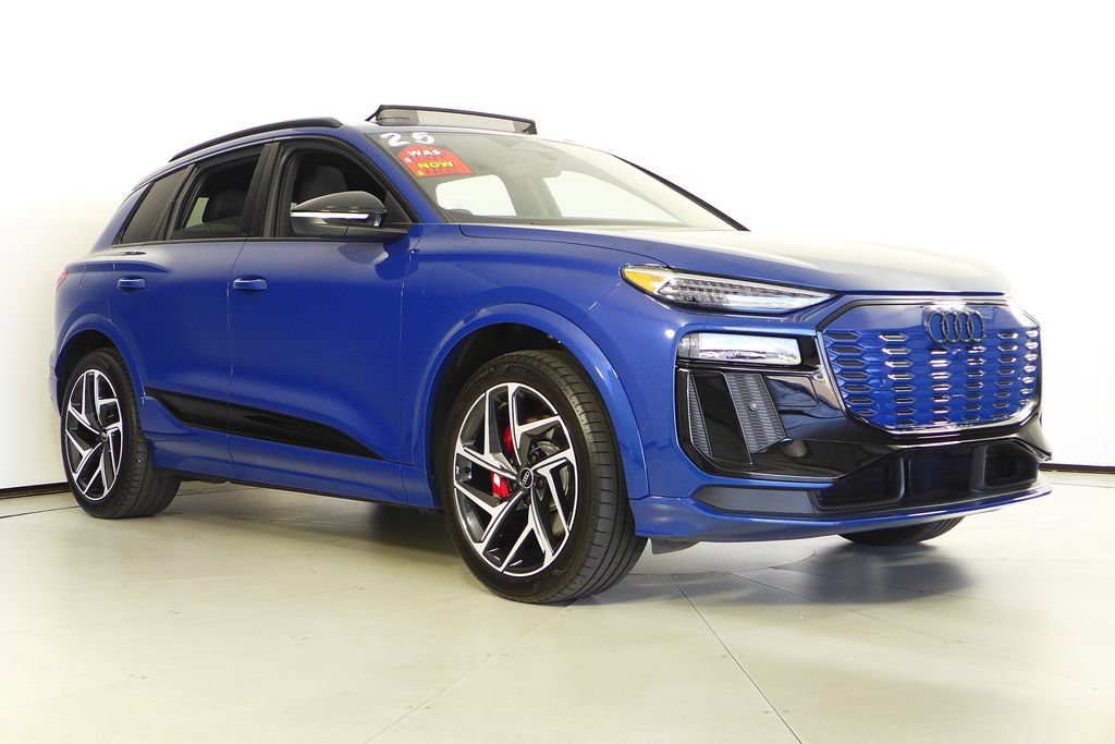 Used 2025 Audi SQ6 e-tron Premium Plus w/ Premium Plus AWD/4WD image 4