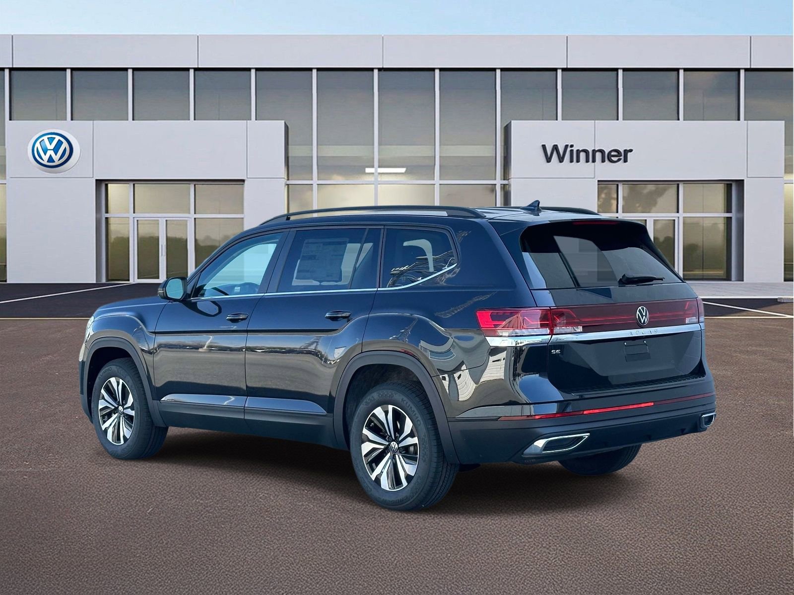 New 2026 Volkswagen Atlas SE FWD image 3