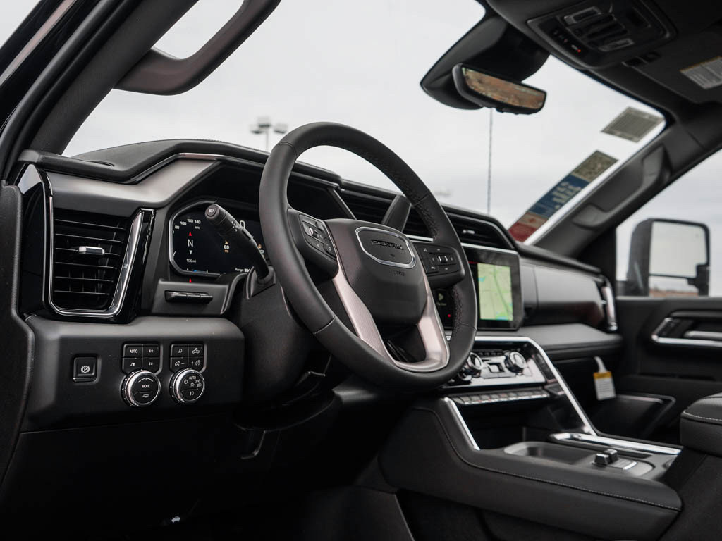 New 2026 GMC Sierra 3500 Denali w/ Denali Reserve Package image 17
