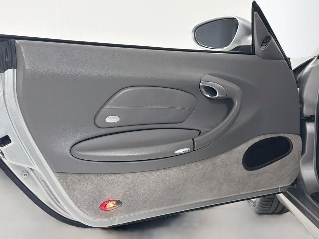 Used 2000 Porsche 911 GT3 RS image 14