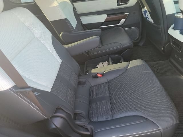 Used 2024 Toyota Sequoia Capstone AWD/4WD image 12