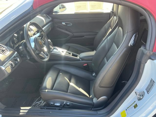 Used 2023 Porsche 718 Boxster RWD image 9