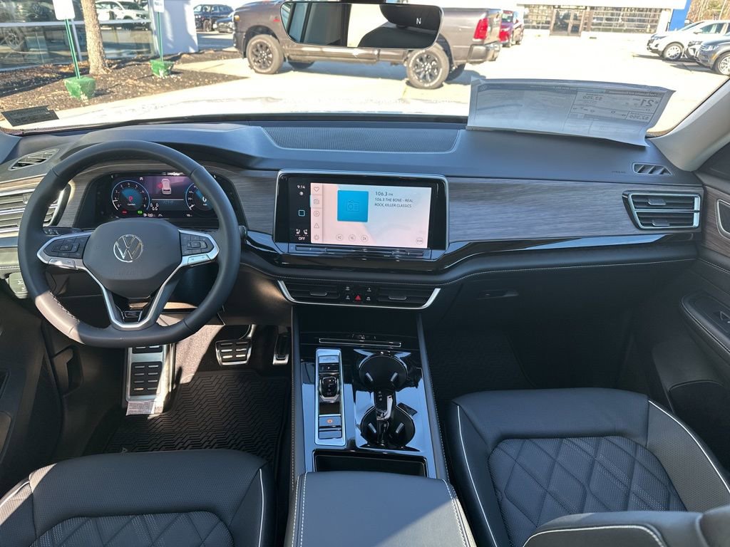 New 2026 Volkswagen Atlas SEL Premium R-Line image 12