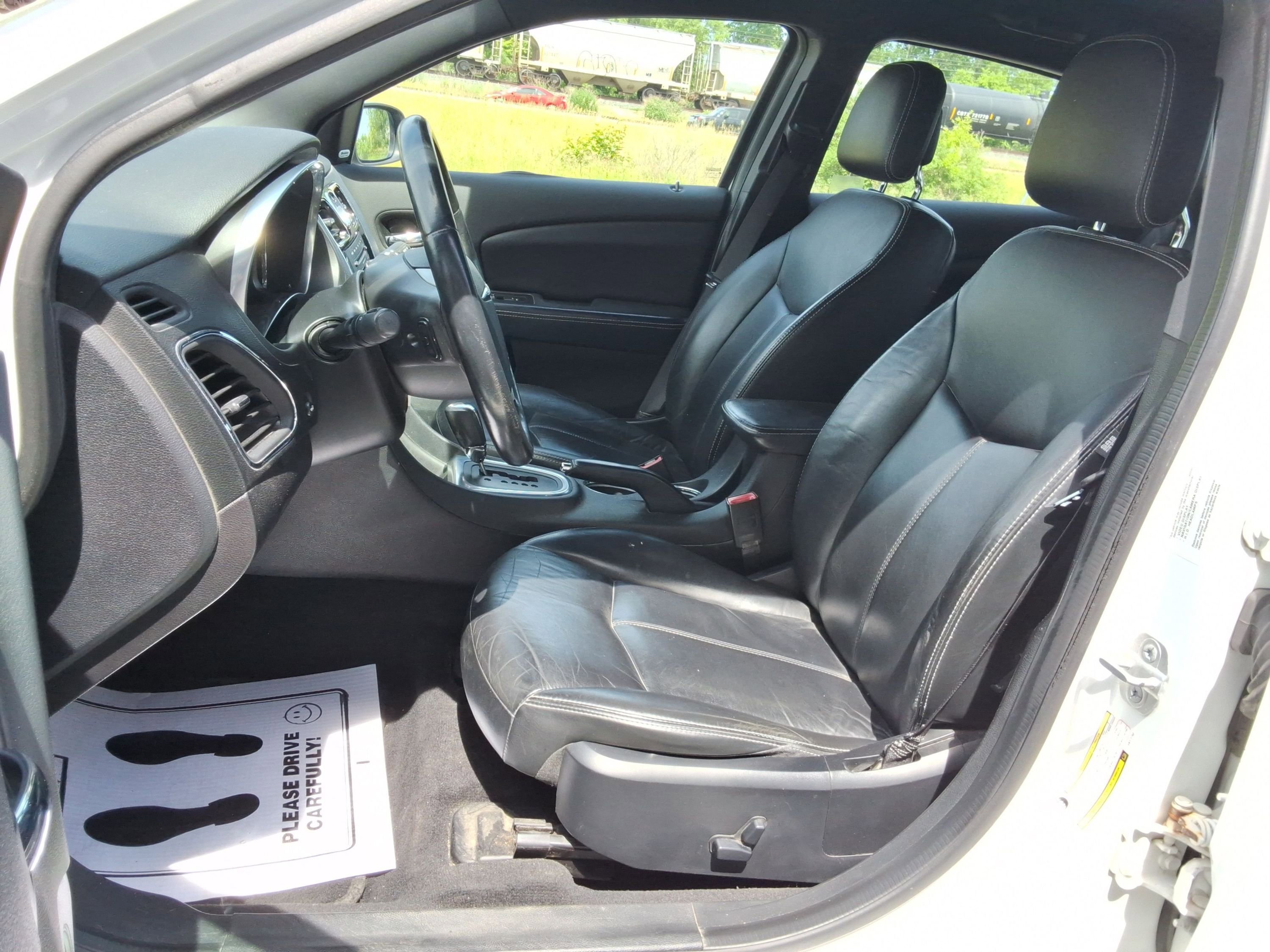 Used 2014 Chrysler 200 Limited FWD image 24