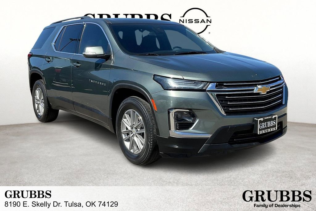 Used 2022 Chevrolet Traverse LT