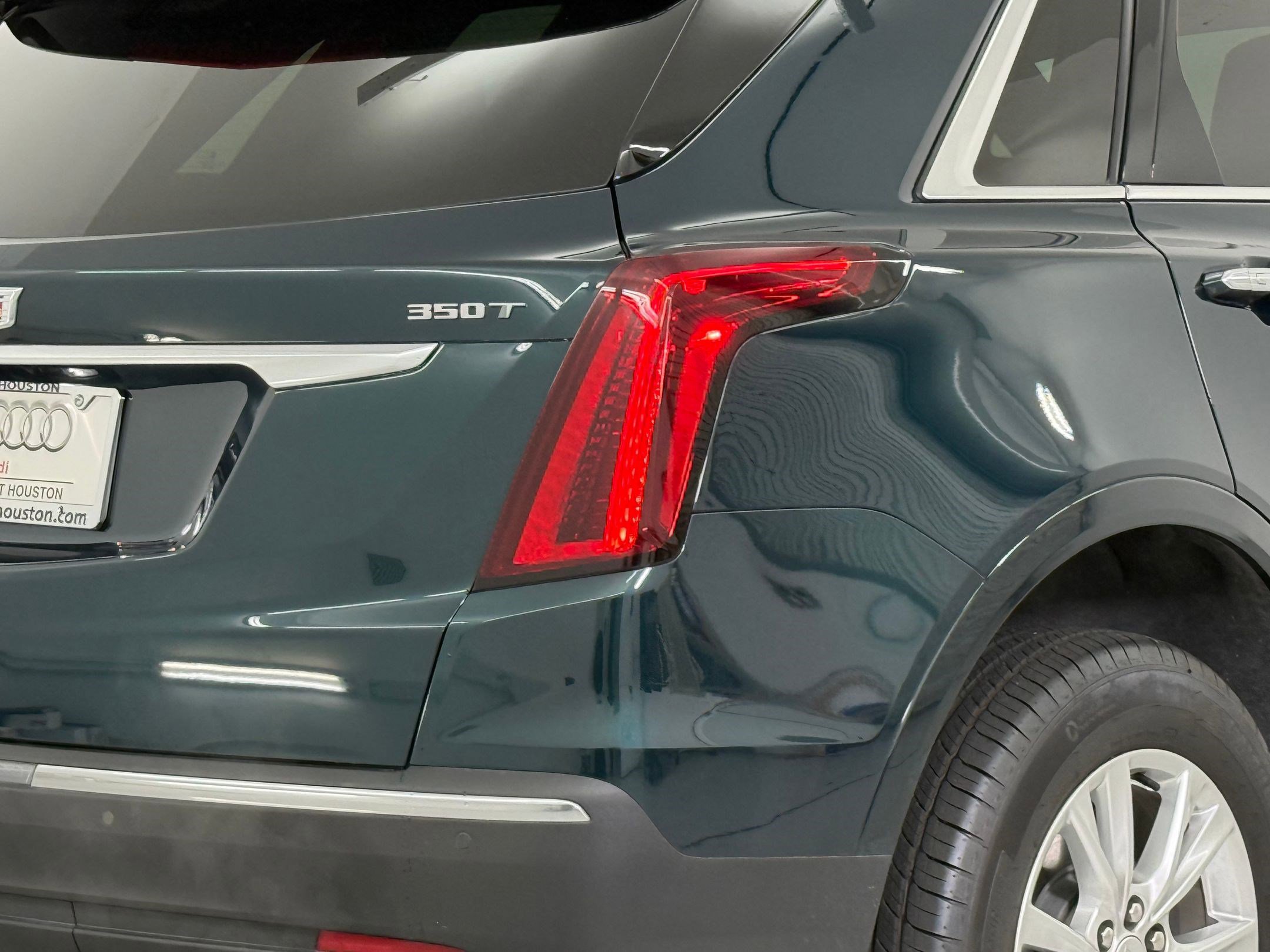 Used 2024 Cadillac XT5 Luxury image 12