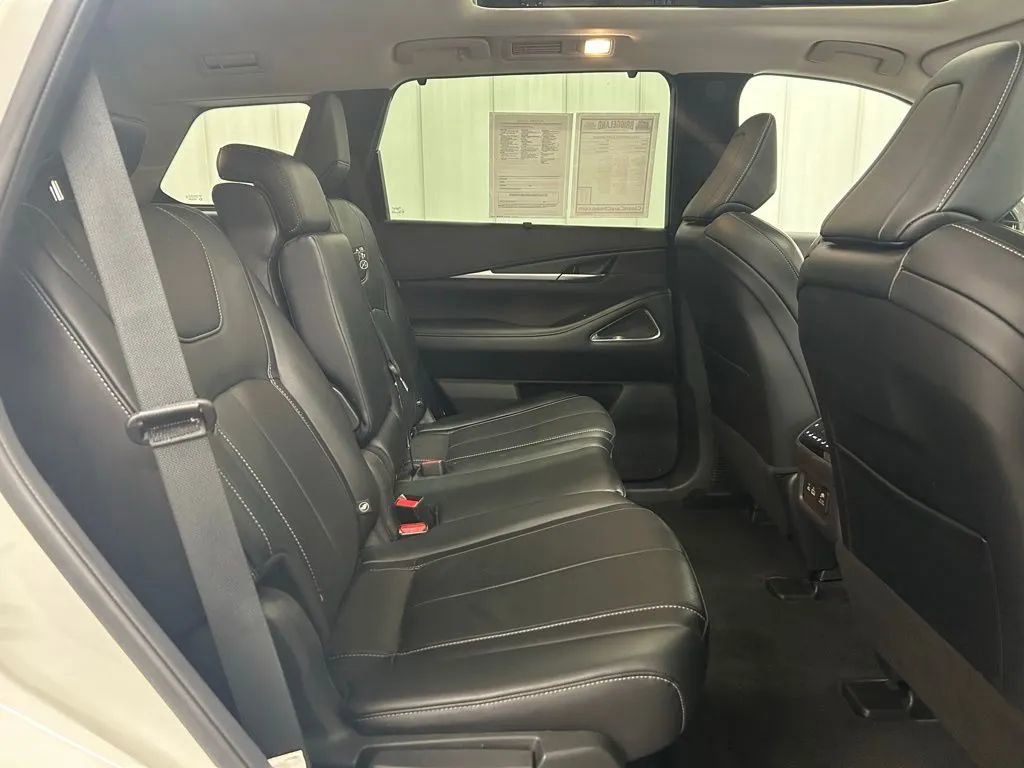 Used 2024 INFINITI QX60 Sensory image 20