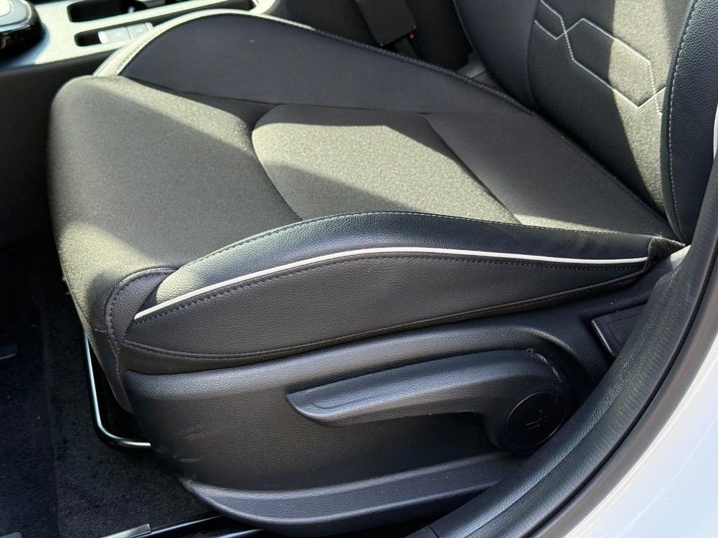 Used 2024 Kia Forte GT-Line image 24