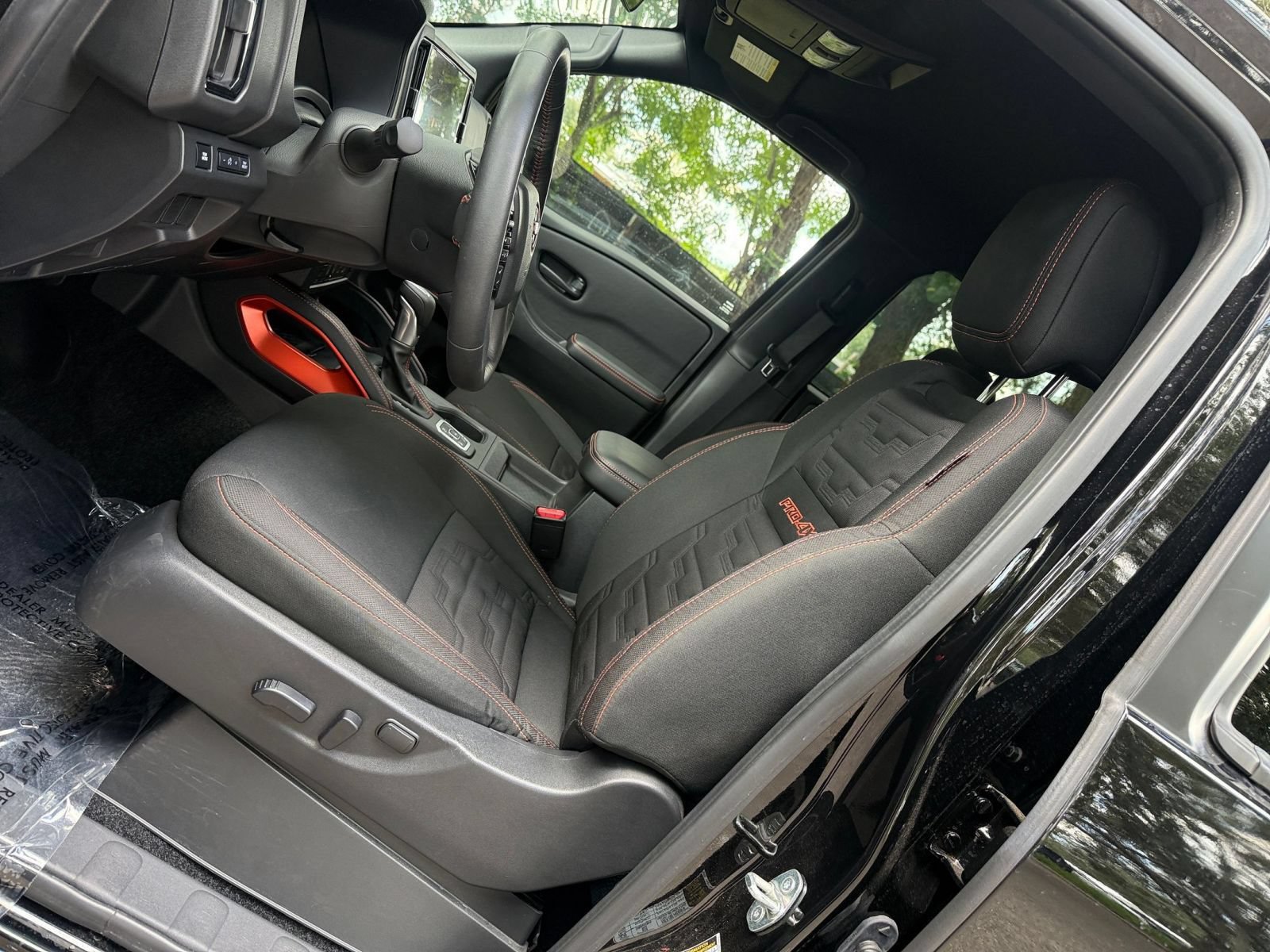 Used 2026 Nissan Frontier PRO-4X AWD/4WD image 22