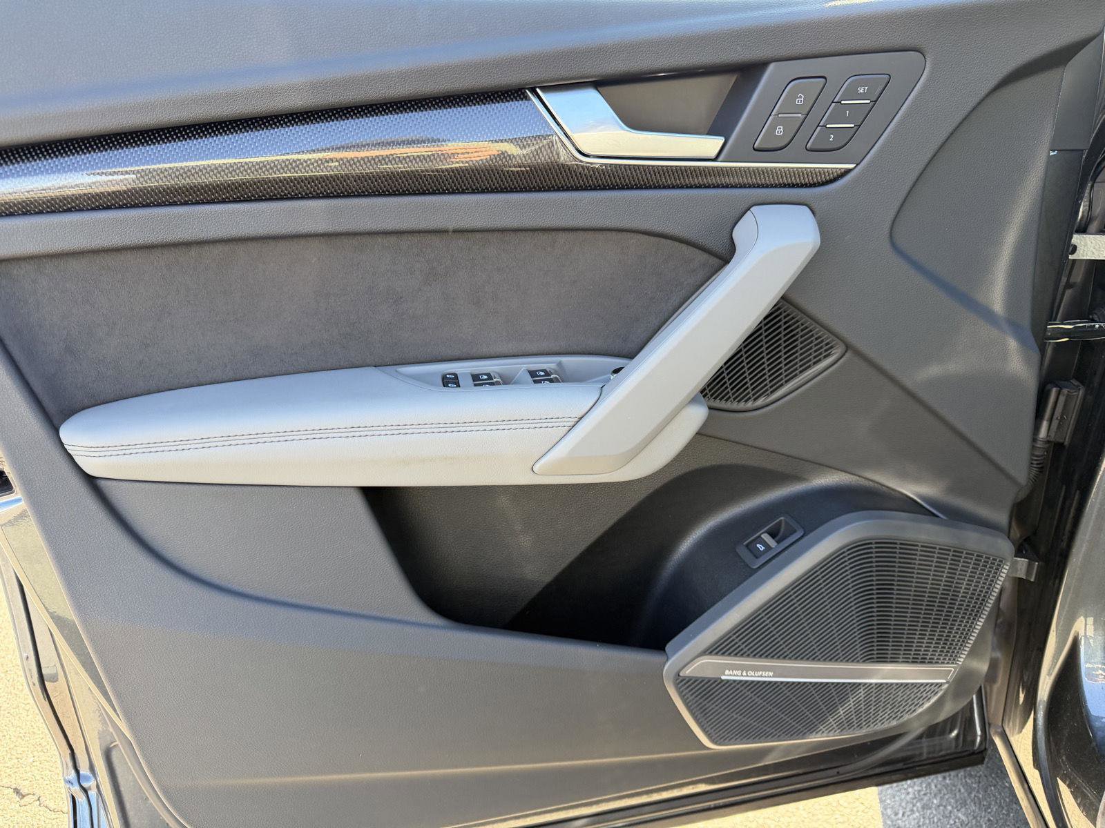 Used 2023 Audi SQ5 Premium Plus w/ Premium Plus Package image 12