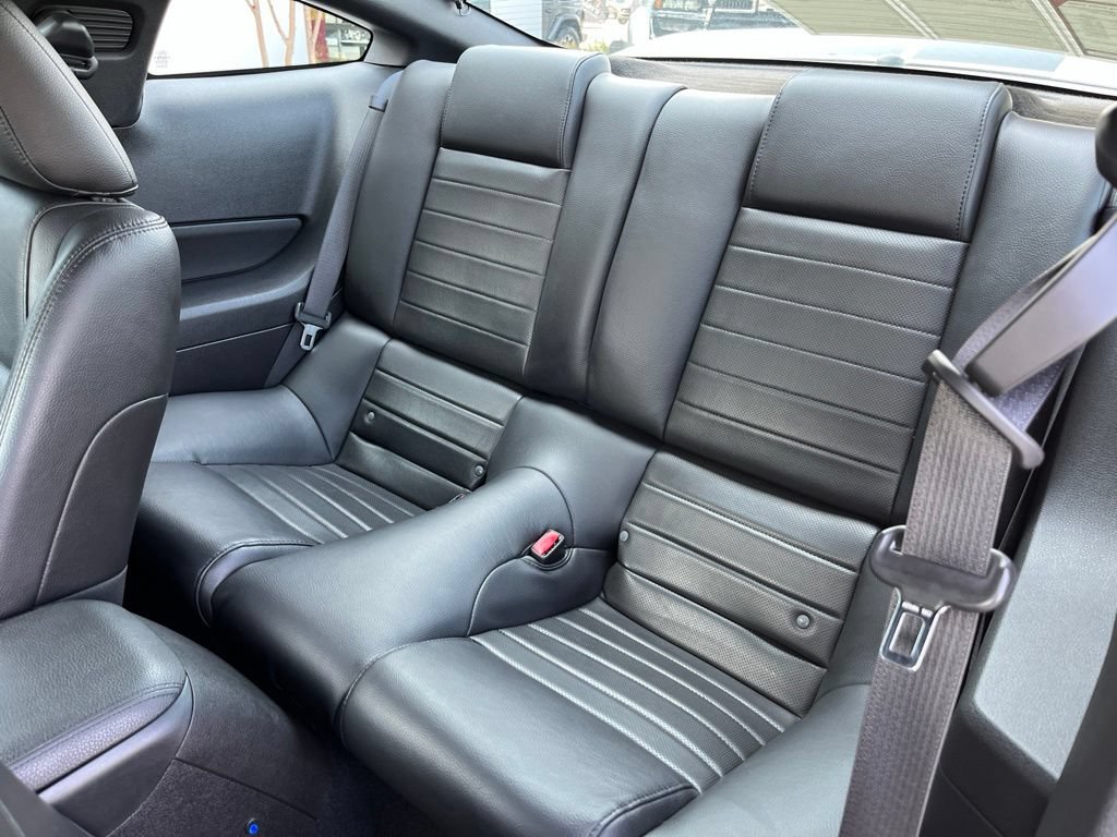 Used 2008 Ford Mustang Shelby GT500 RWD image 8
