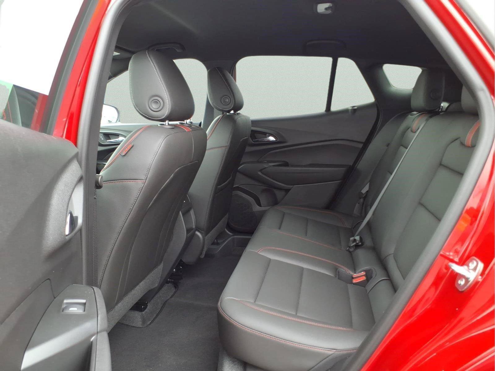 New 2026 Chevrolet Trax RS w/ Driver Confidence Package FWD image 10