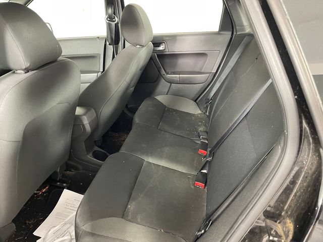 Used 2010 Ford Focus SES FWD image 13