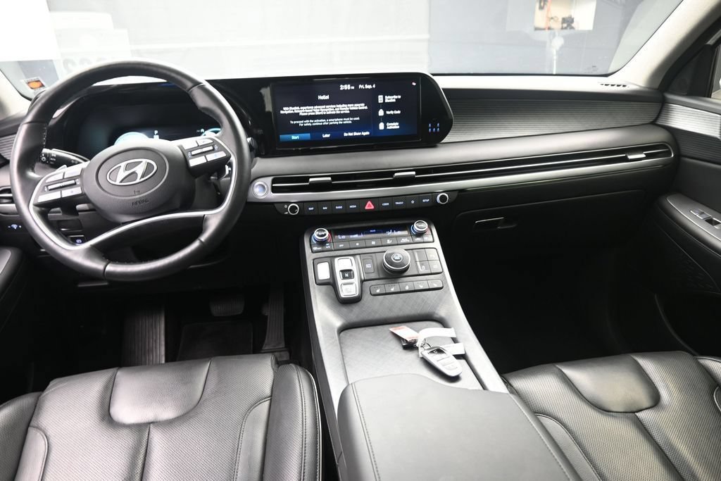 Used 2024 Hyundai Palisade Limited FWD image 9