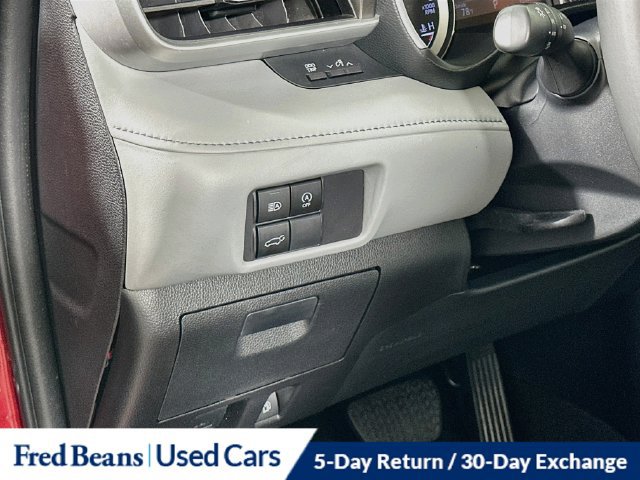 Used 2023 Toyota Highlander XLE AWD/4WD image 14