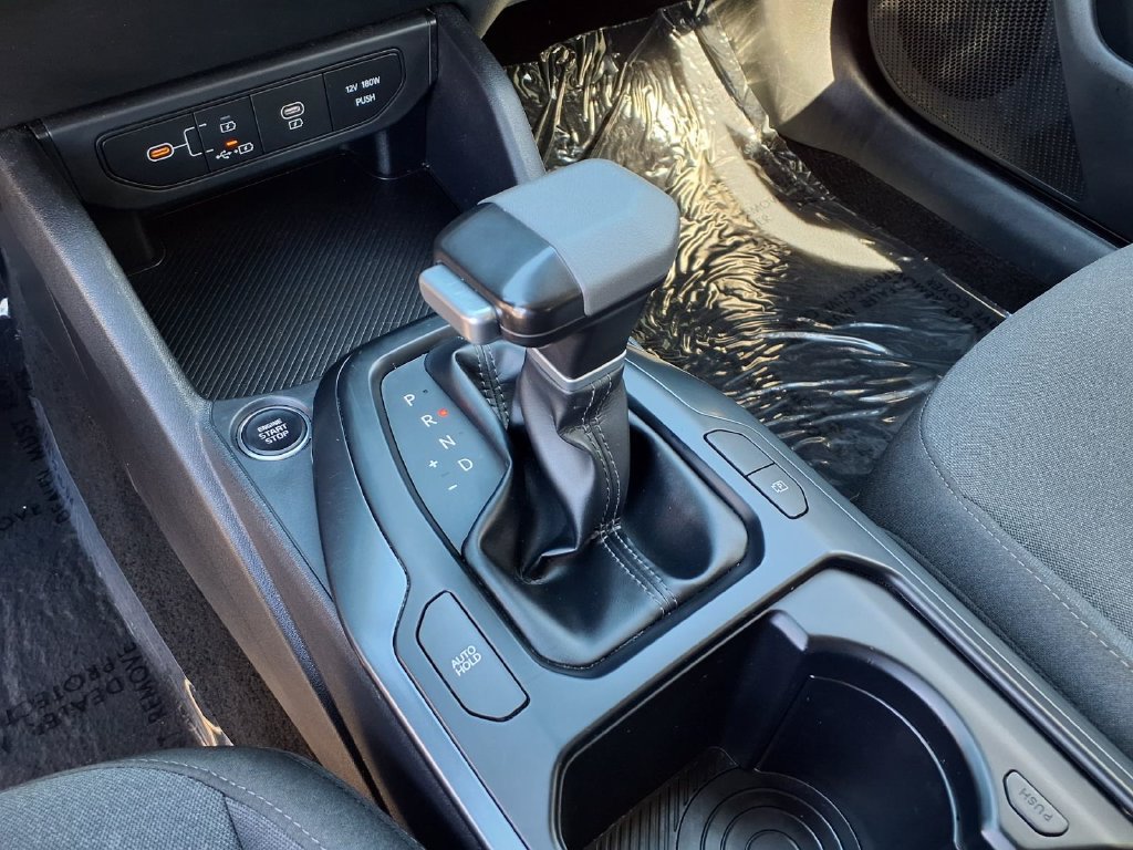 Certified 2025 Kia K4 FWD image 22