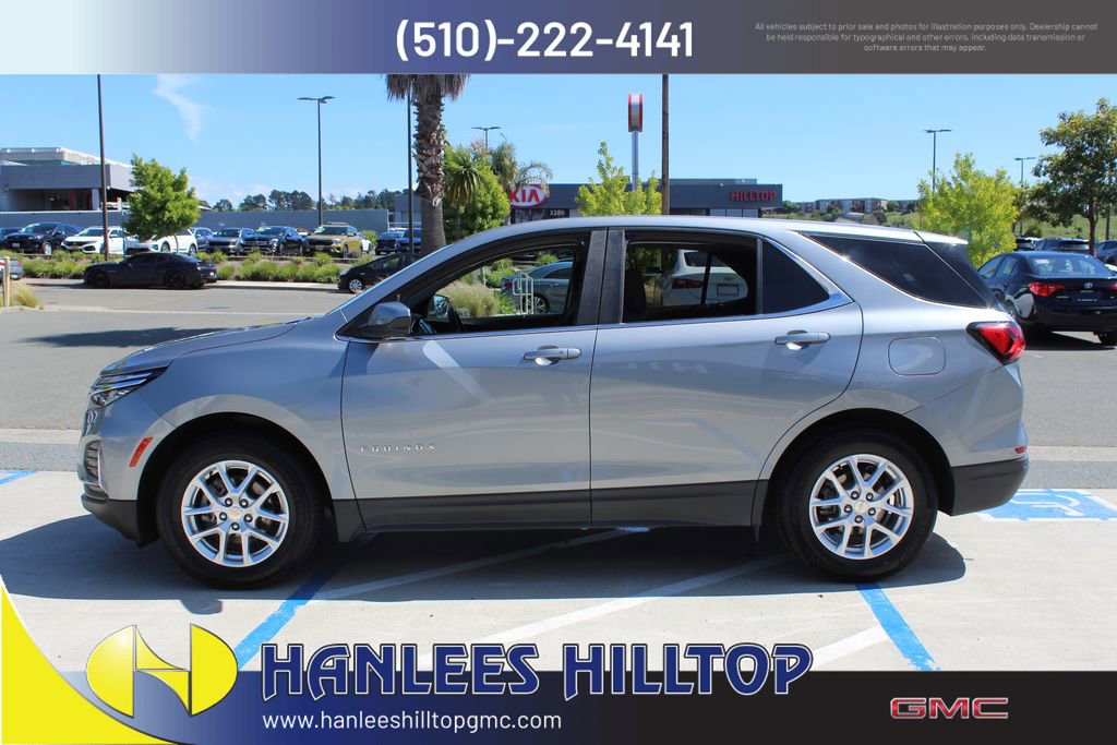 Used 2024 Chevrolet Equinox LT FWD image 2