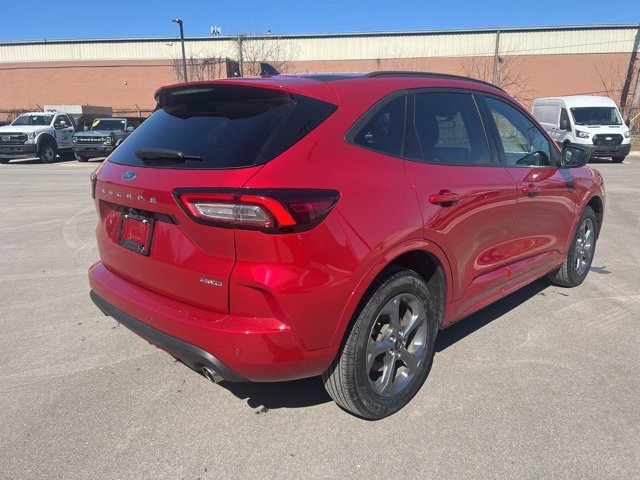 Used 2023 Ford Escape ST-Line w/ Tech Pack #1 image 5