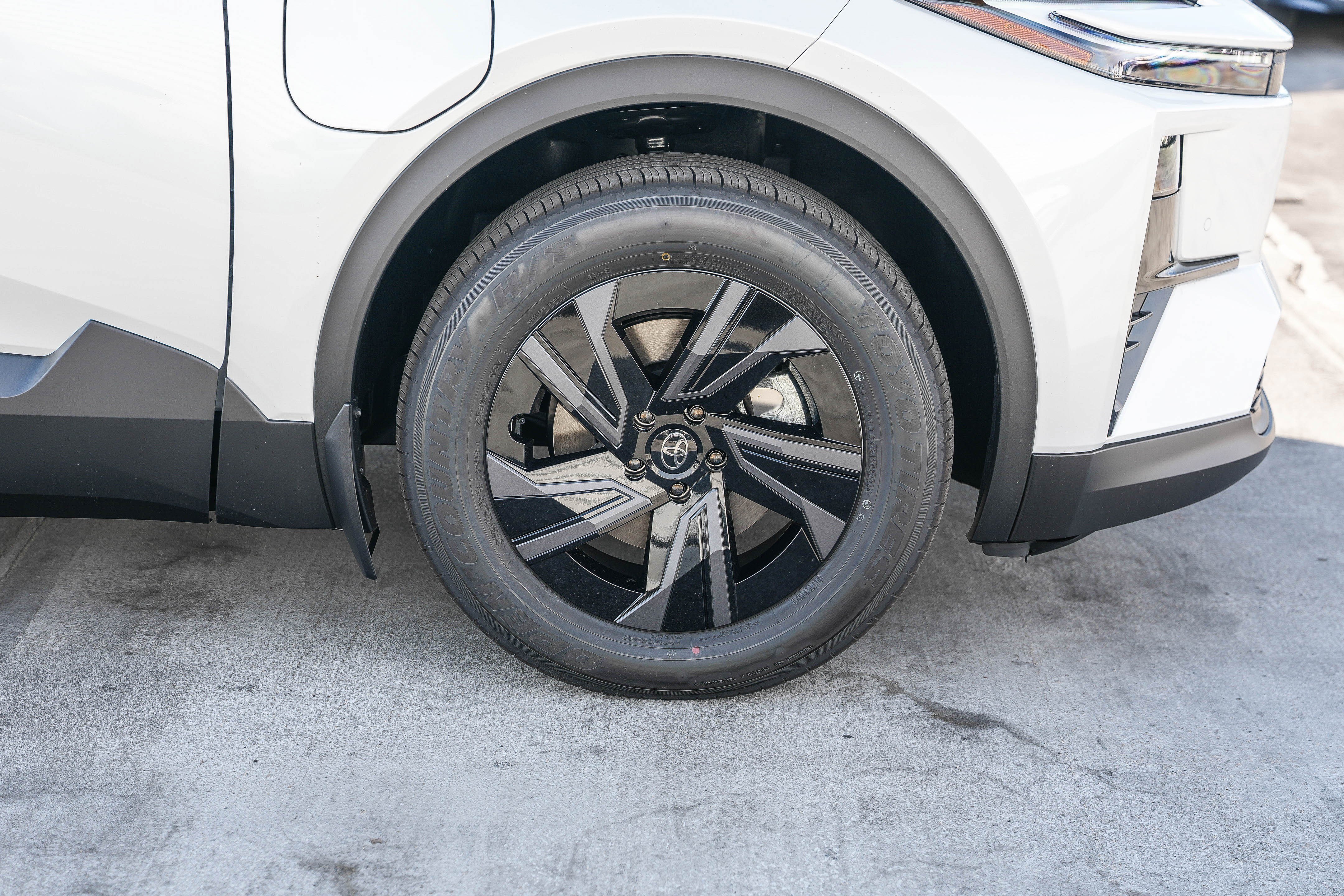 New 2026 Toyota C-HR AWD/4WD image 12