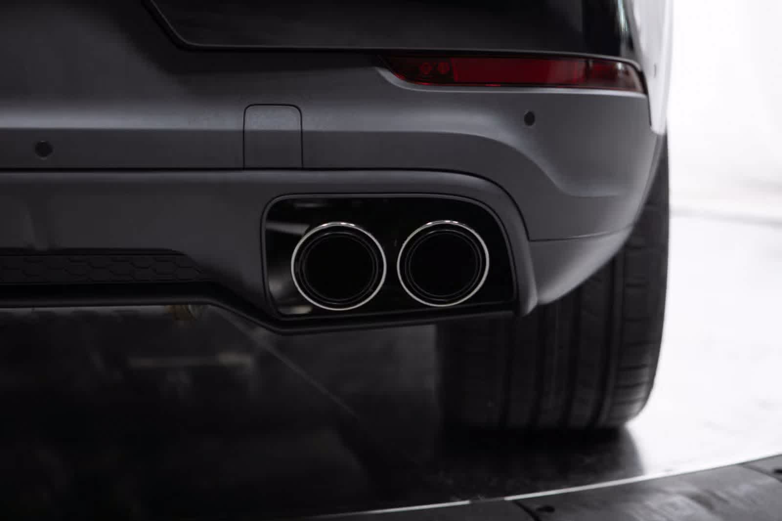 Certified 2026 Porsche Cayenne Coupe AWD/4WD image 17