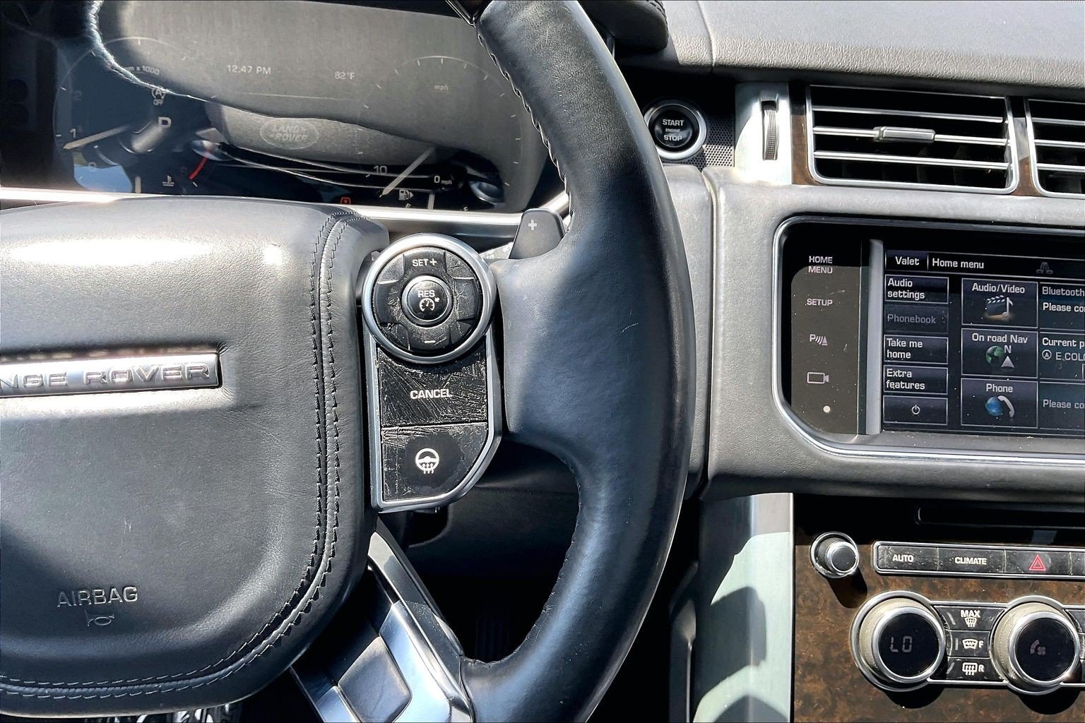 Used 2014 Land Rover Range Rover HSE AWD/4WD image 24