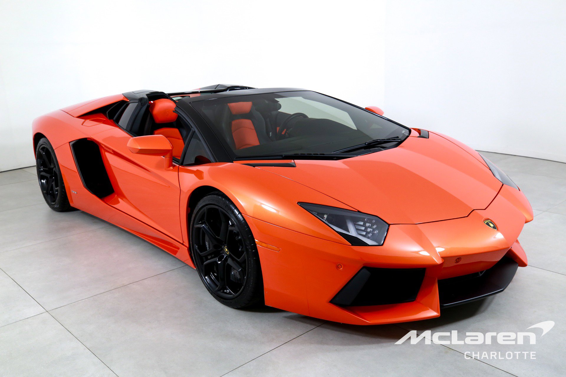 Used 2014 Lamborghini Aventador LP 700-4 AWD/4WD image 4