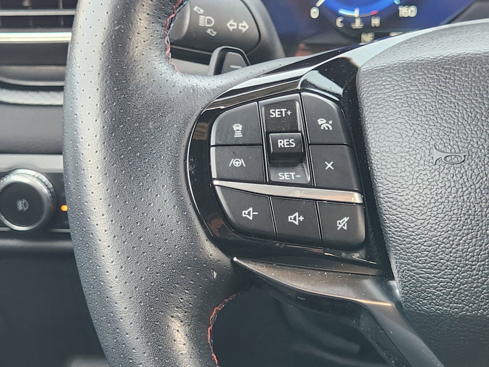 Used 2023 Ford Explorer ST w/ Equipment Group 401A image 32