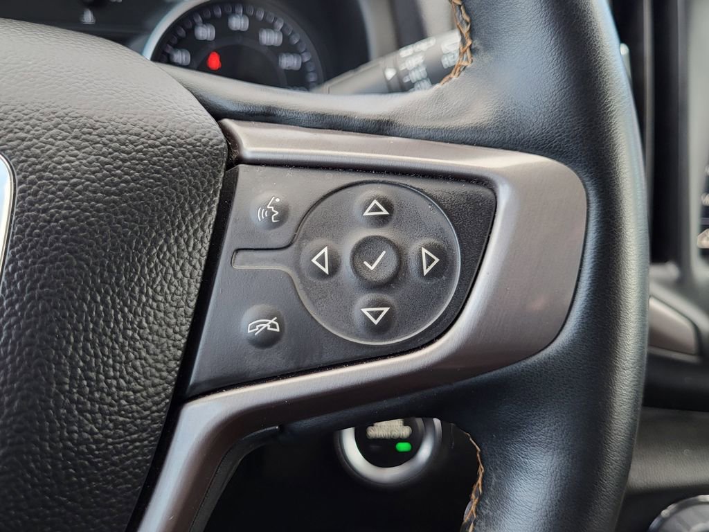 Used 2023 GMC Terrain AT4 image 17