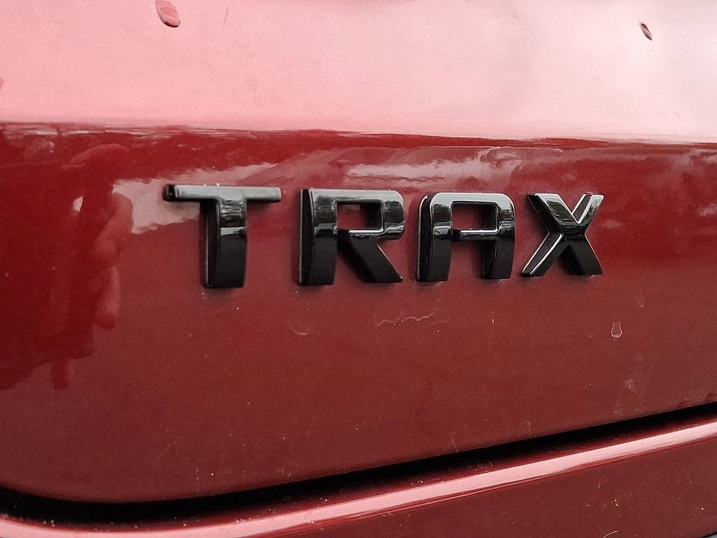 Certified 2024 Chevrolet Trax RS image 30