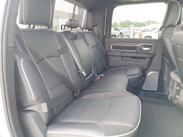 New 2026 RAM 2500 Laramie AWD/4WD image 25