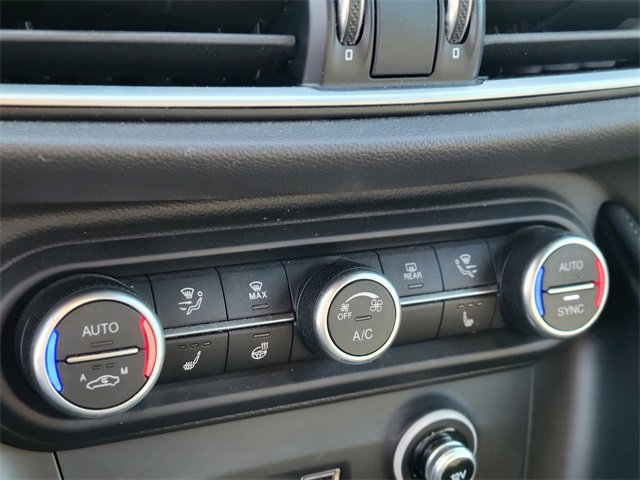 Used 2023 Alfa Romeo Stelvio Ti w/ Active Assist Plus Package image 28