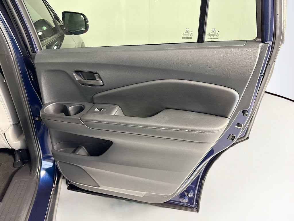 Used 2022 Honda Passport EX-L image 27