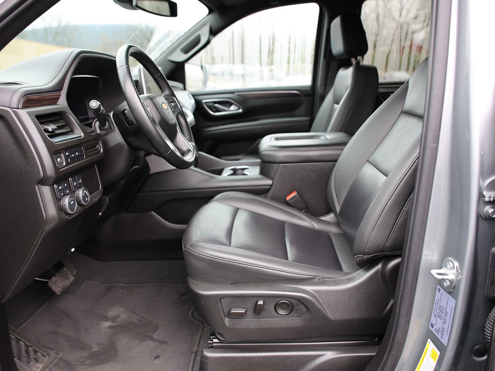 Used 2024 Chevrolet Tahoe LT image 18