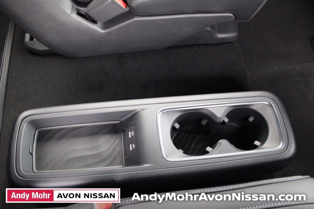 New 2026 Nissan Armada SL w/ Captain's Chari Seat Package image 17