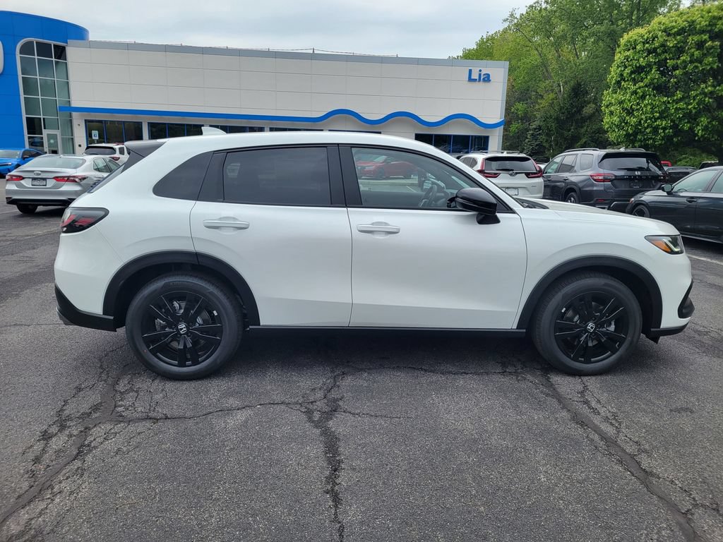 New 2027 Honda HR-V Sport video 2
