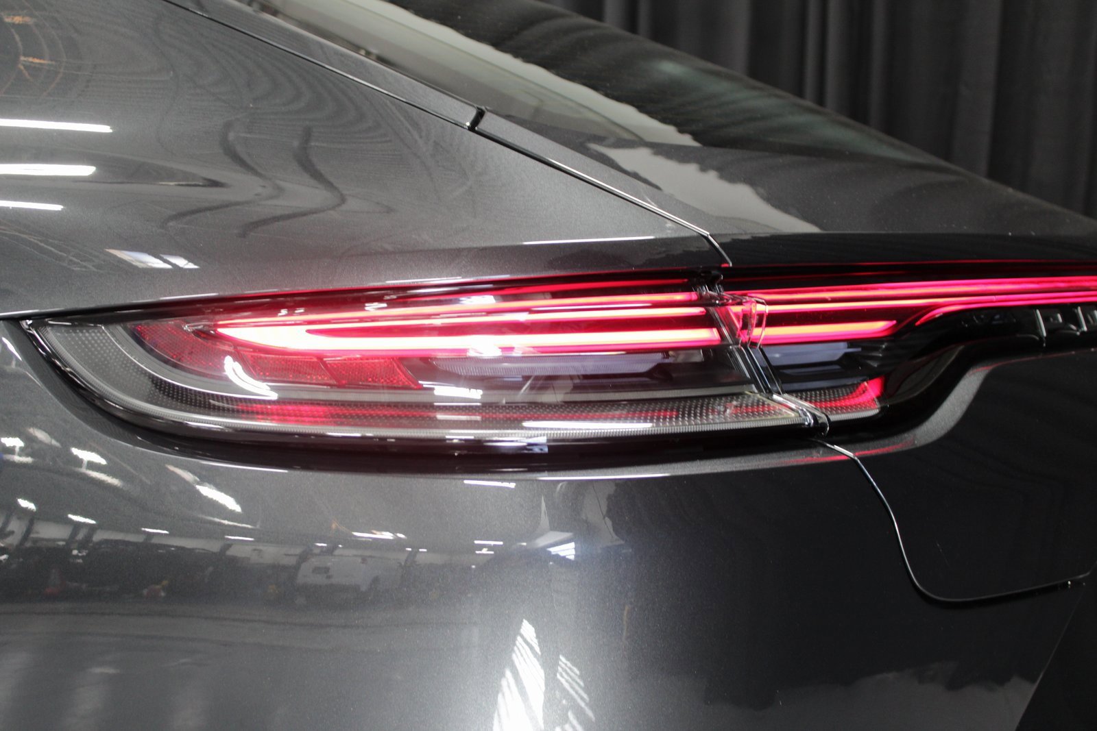 Certified 2023 Porsche Panamera 4 Platinum Edition w/ Assistance Package image 16