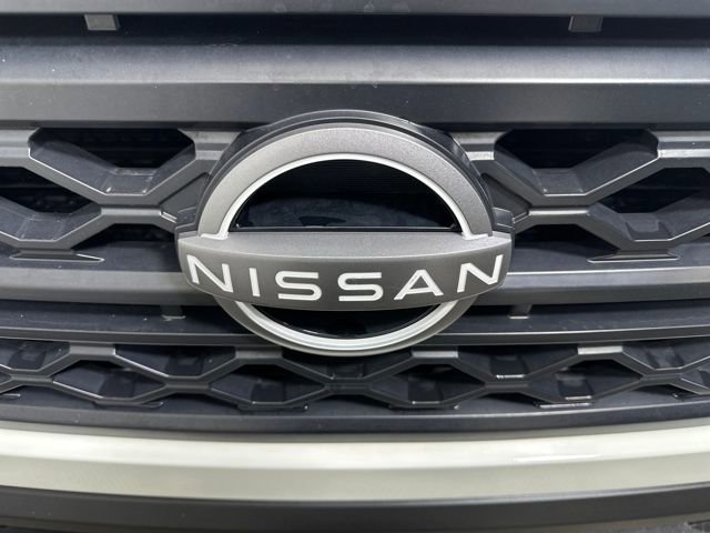 Used 2024 Nissan Frontier S w/ Technology Package image 9