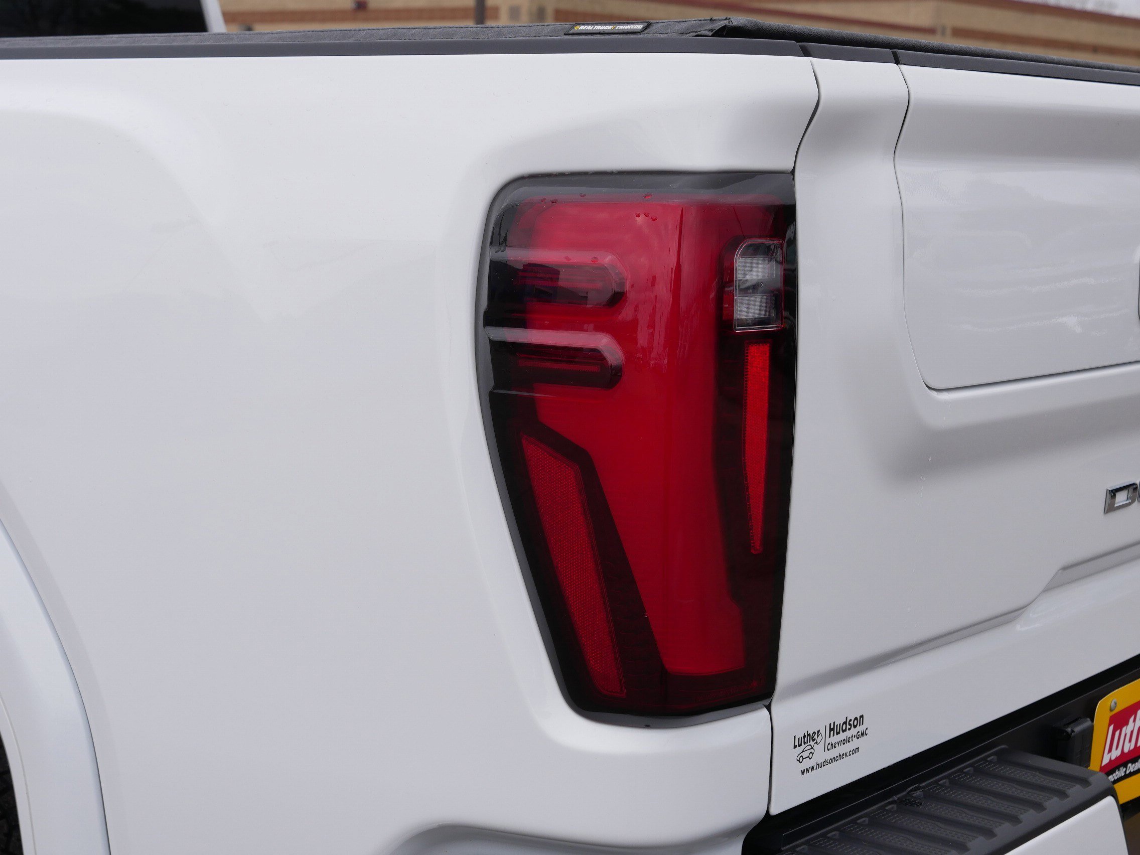 Used 2025 GMC Sierra 3500 Denali w/ Denali Reserve Package image 17