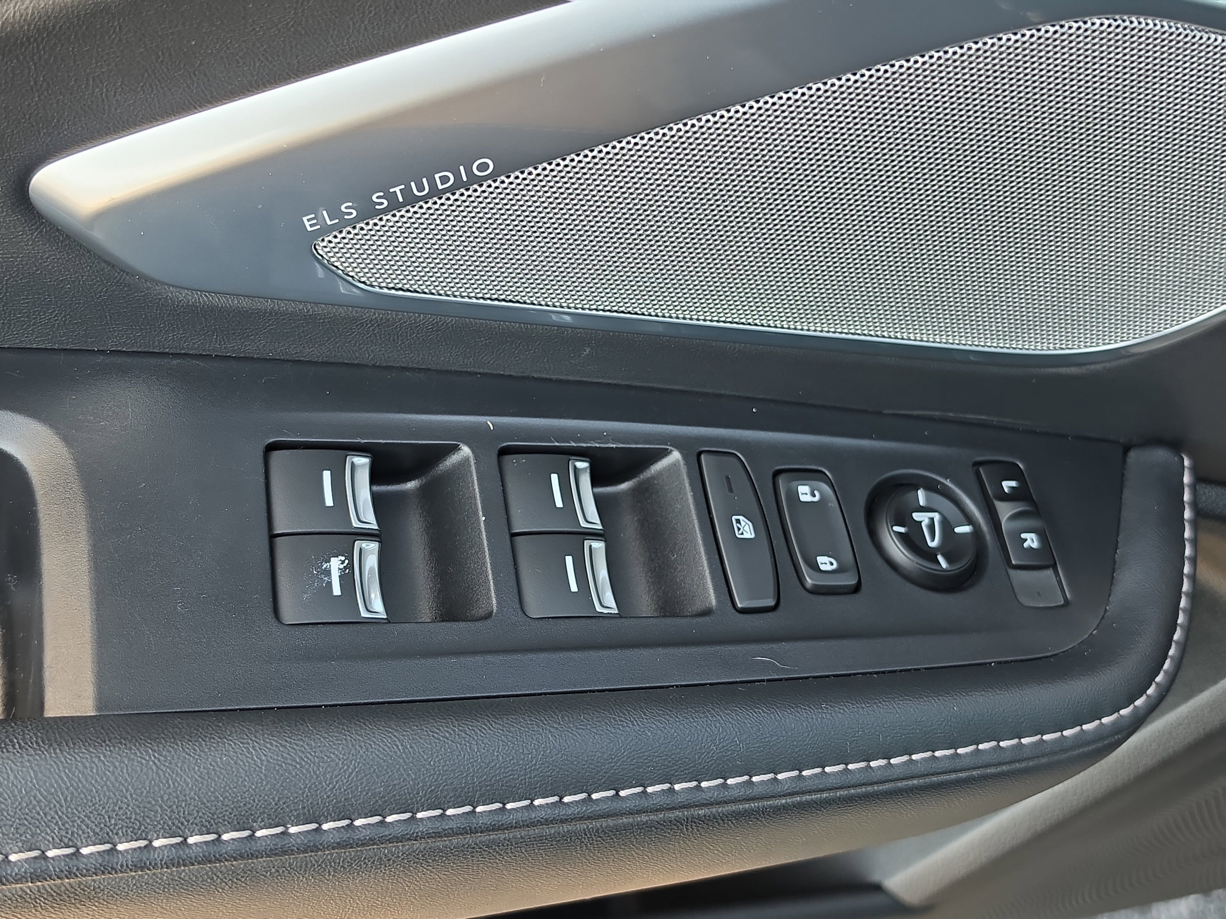 Used 2023 Acura RDX FWD w/ Technology Package image 19