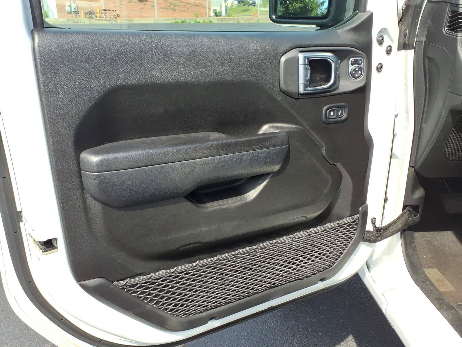 Used 2024 Jeep Wrangler Unlimited AWD/4WD image 22