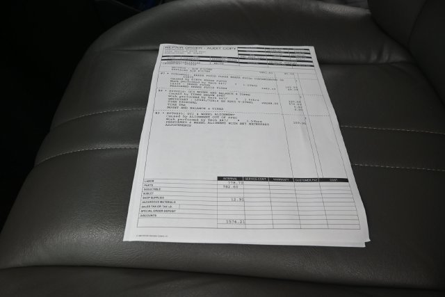 Used 2022 Chevrolet Express 2500 LS w/ Driver Convenience Package RWD image 5