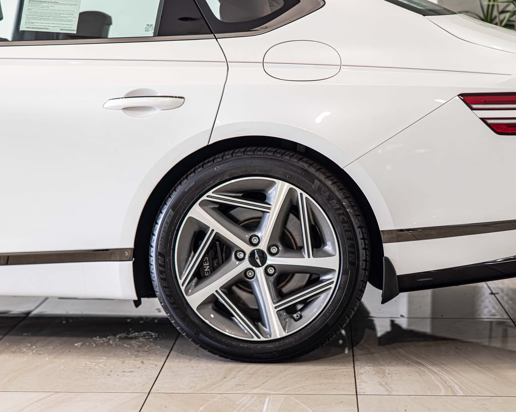 Used 2025 Genesis G80 3.5T Sport AWD/4WD image 7