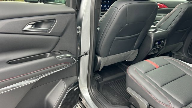 Certified 2024 Chevrolet Traverse RS w/ LPO, Floor Liner Package image 34