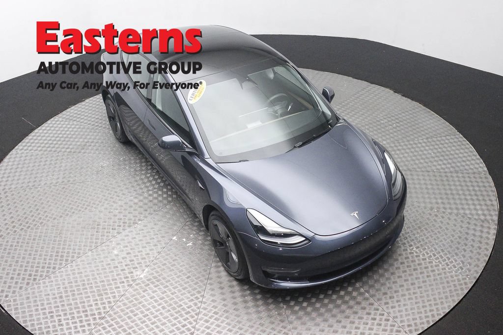 Used 2023 Tesla Model 3 Standard Range RWD image 3