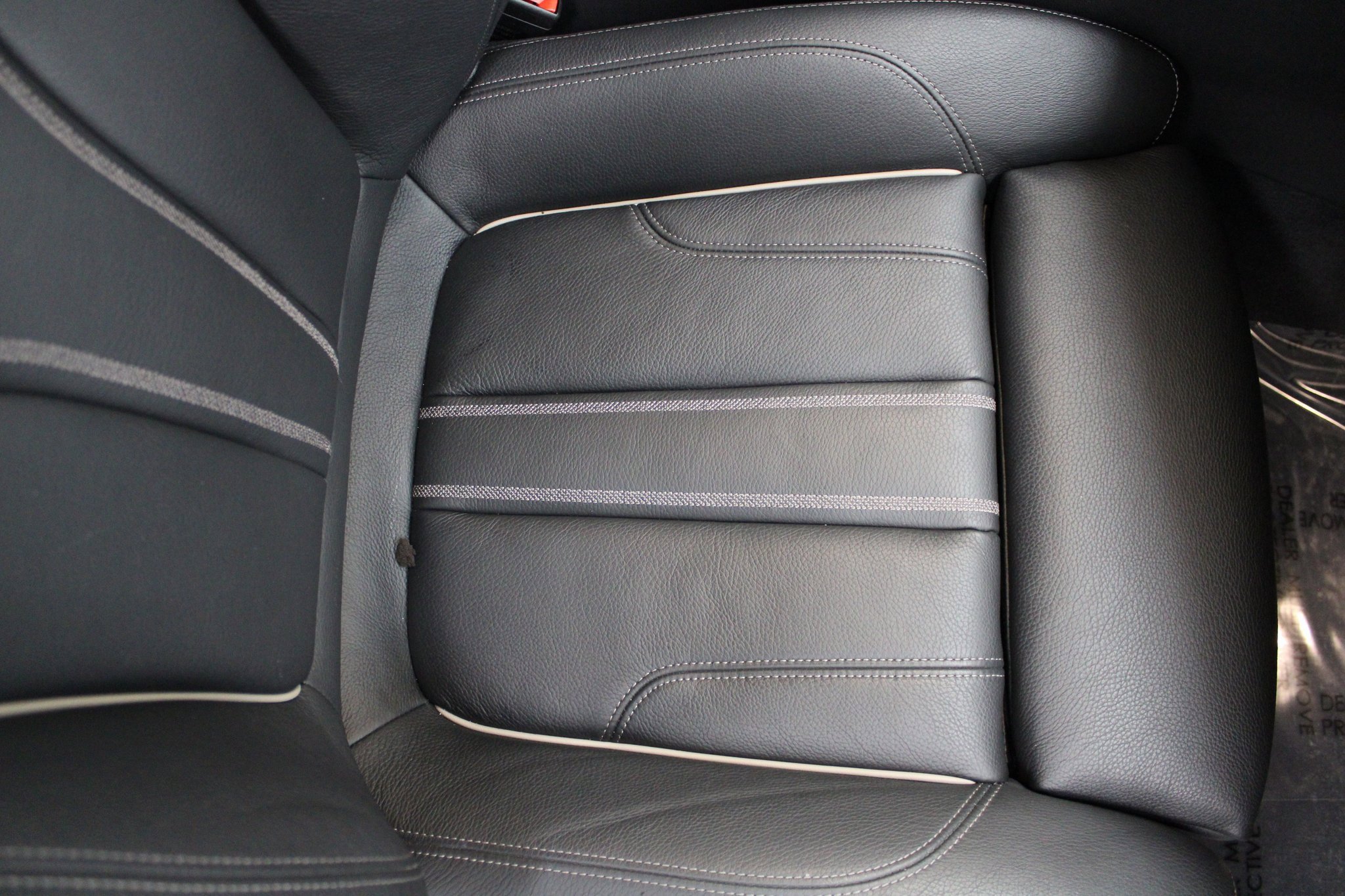 Used 2019 BMW 530i w/ Convenience Package image 32