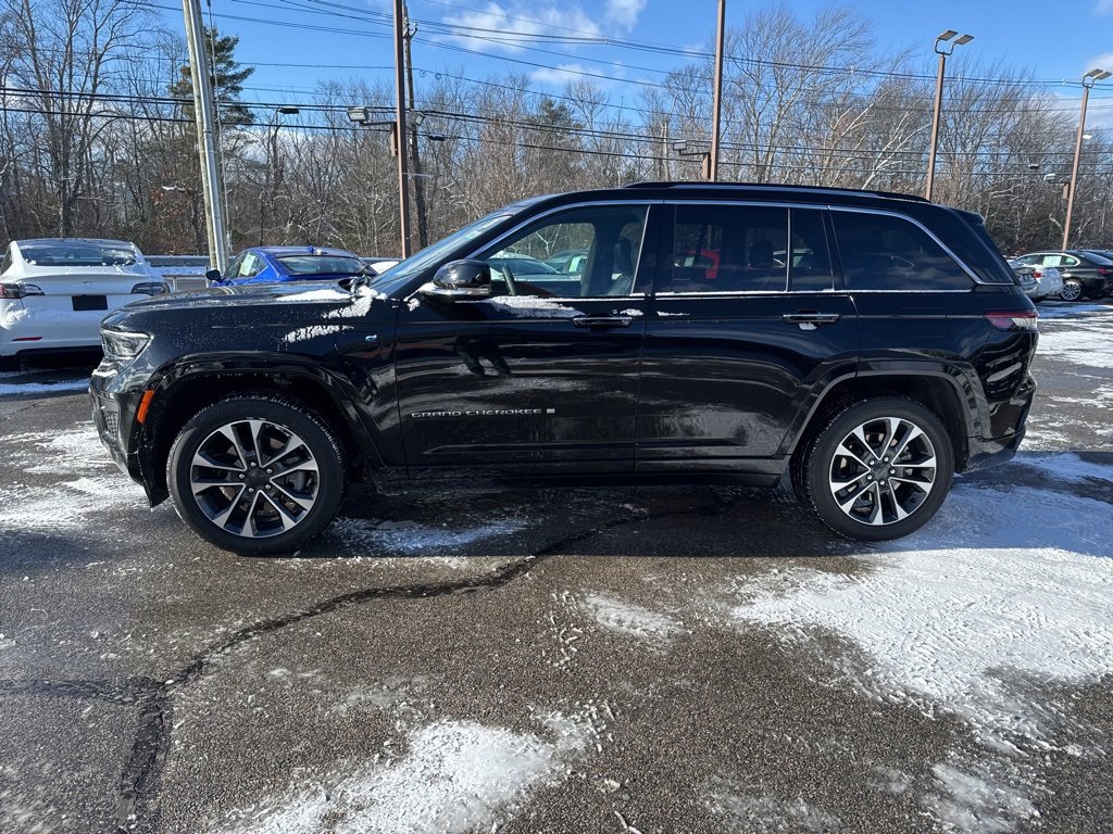 Used 2023 Jeep Grand Cherokee Overland image 6