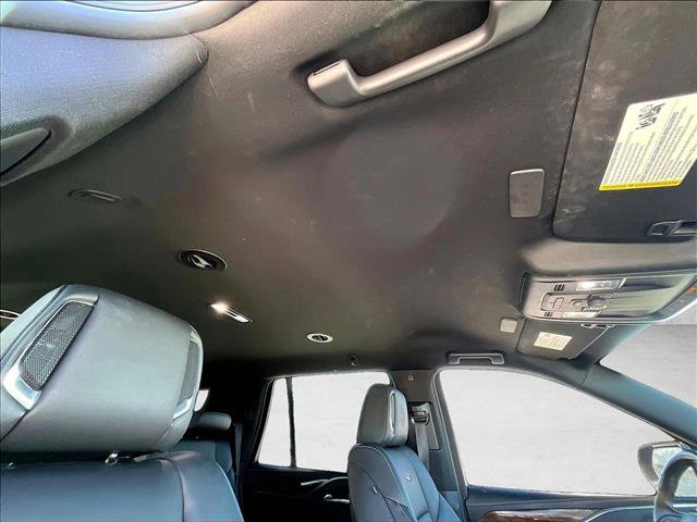 Used 2022 Cadillac Escalade Luxury image 17